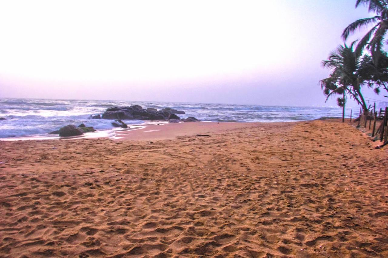 Ranveli Beach Resort Dehiwala-Mount Lavinia Εξωτερικό φωτογραφία